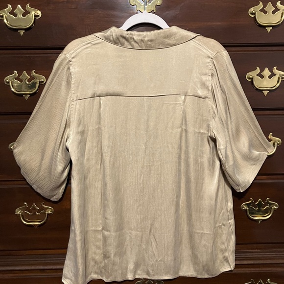 Zulu & Zephyr Exclusive beach satin shirt co-ord in chestnut - Picture 4 of 8